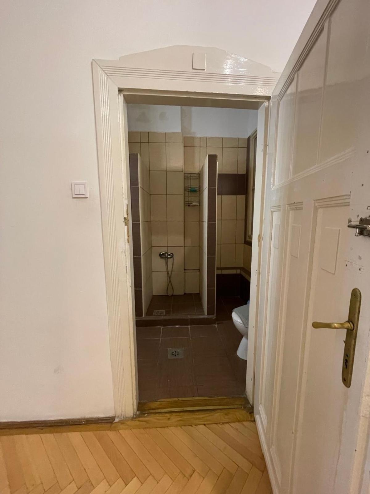 White Pearl Rooms Near Gozsdu Budapeste Exterior foto