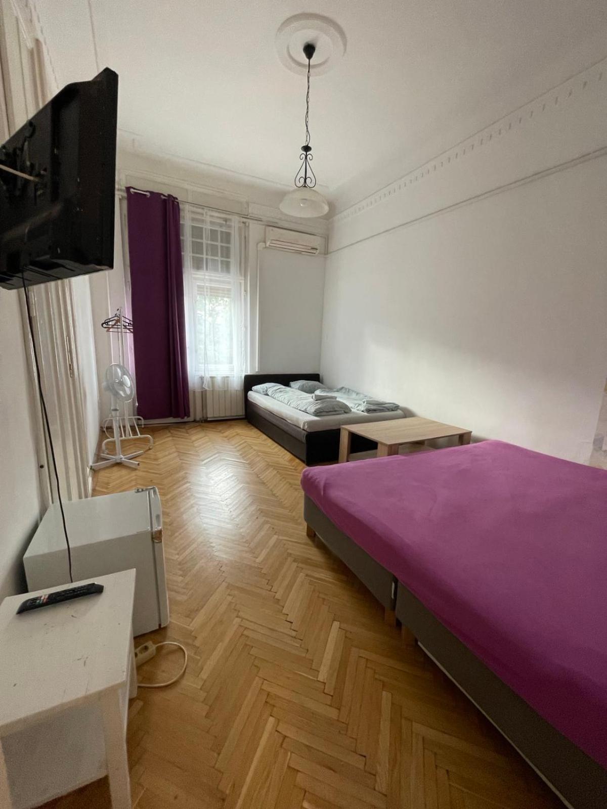 White Pearl Rooms Near Gozsdu Budapeste Exterior foto