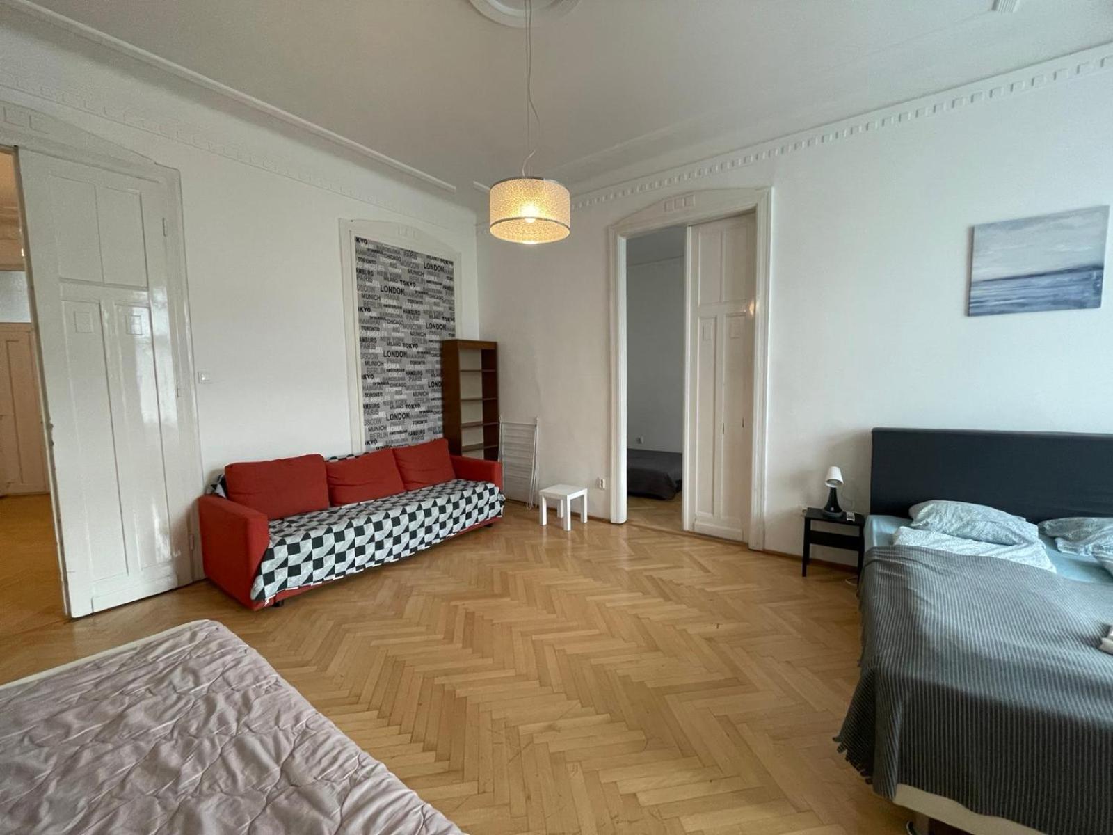 White Pearl Rooms Near Gozsdu Budapeste Exterior foto